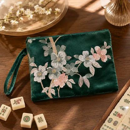 The Soft Floral Clutch That Carries Your Mahjong Day